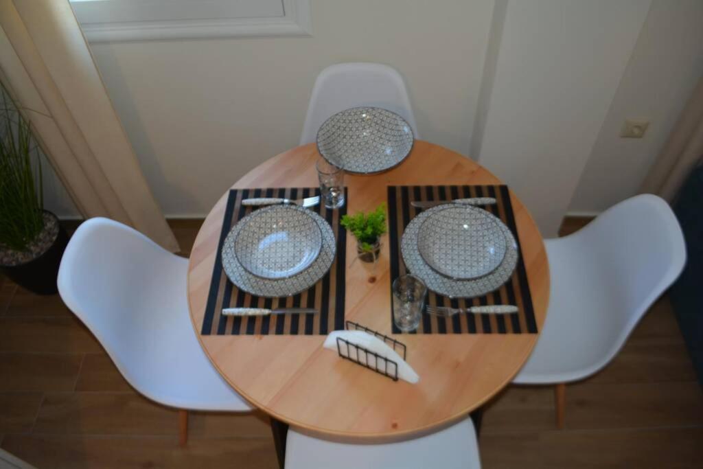 Marieli Apartment Perama  Bagian luar foto