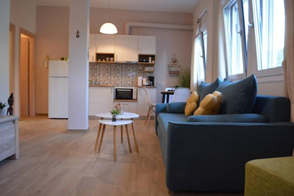 Marieli Apartment Perama  Bagian luar foto